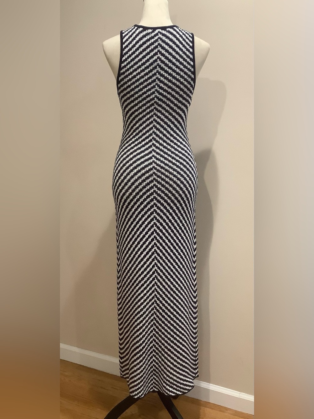 House Of Harlow 1960 Navy Blue & White Bodycon Knit Maxi Dress Size S, NWT - Picture 5 of 10